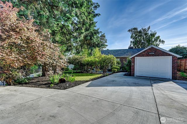 10825 Marine View Drive SW, Seattle, WA 98146