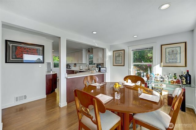 10825 Marine View Drive SW, Seattle, WA 98146