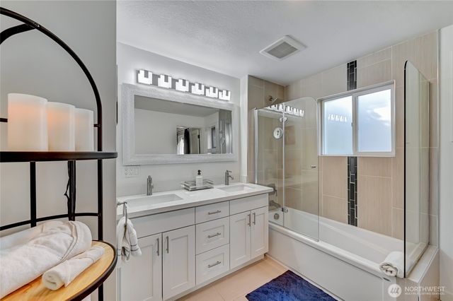 10825 Marine View Drive SW, Seattle, WA 98146