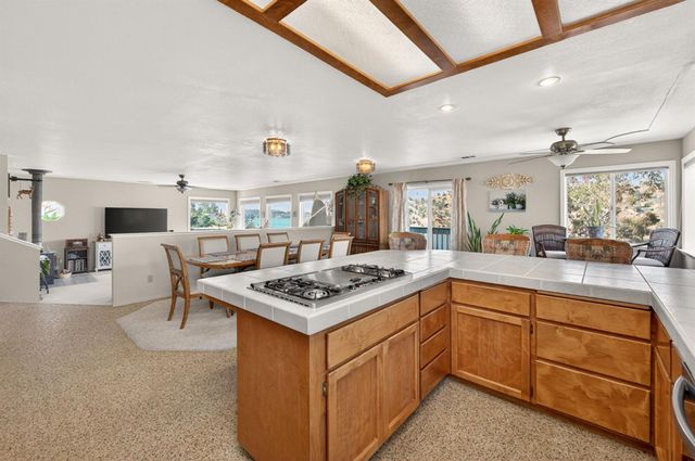 28037 Sky Harbour Road, Friant, CA 93626