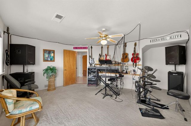28037 Sky Harbour Road, Friant, CA 93626
