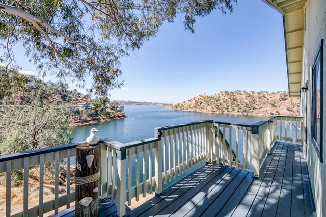 28037 Sky Harbour Road, Friant, CA 93626