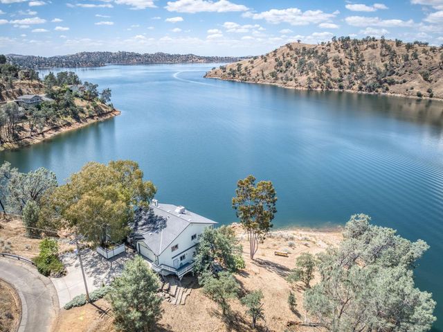 28037 Sky Harbour Road, Friant, CA 93626