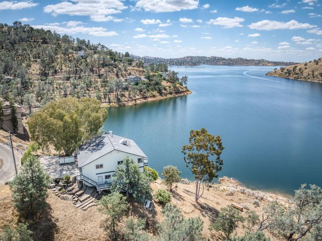 28037 Sky Harbour Road, Friant, CA 93626