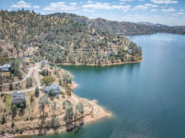 28037 Sky Harbour Road, Friant, CA 93626