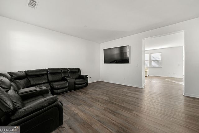 1183 Lanier Springs Drive, Buford, GA 30518