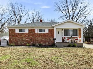847 Carolina, Marysville, MI 48040