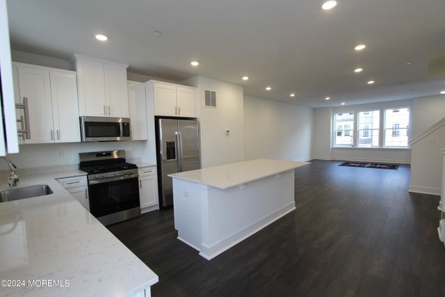 35 Crimson Drive, Manalapan, NJ 07726