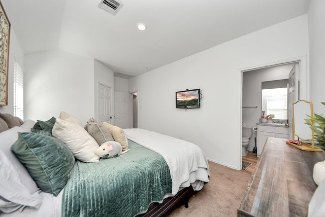 8611 River Crest Drive, Baytown, TX 77521