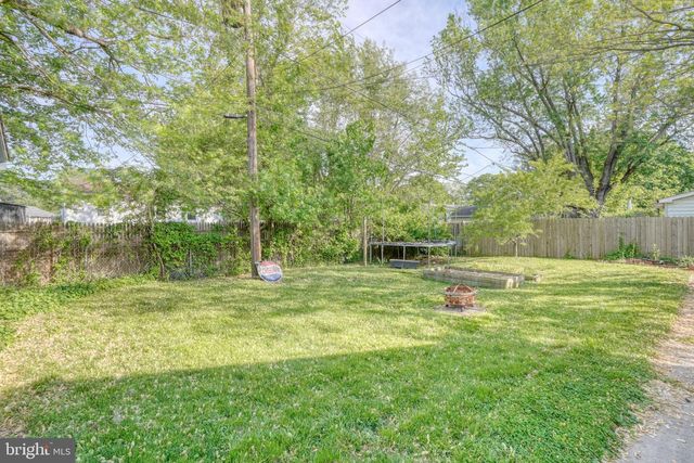 121 FLINTLOCK RD, Newark, DE 19713