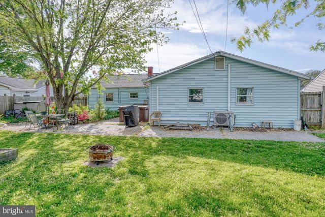 121 FLINTLOCK RD, Newark, DE 19713