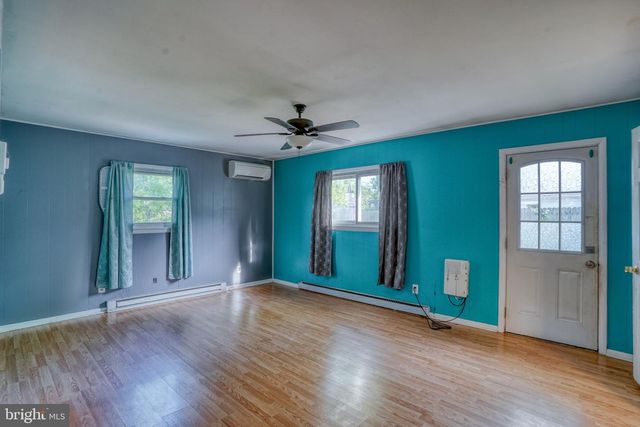 121 FLINTLOCK RD, Newark, DE 19713