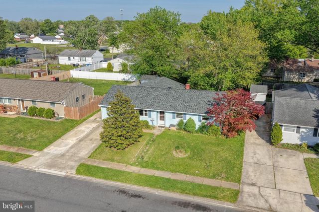 121 FLINTLOCK RD, Newark, DE 19713