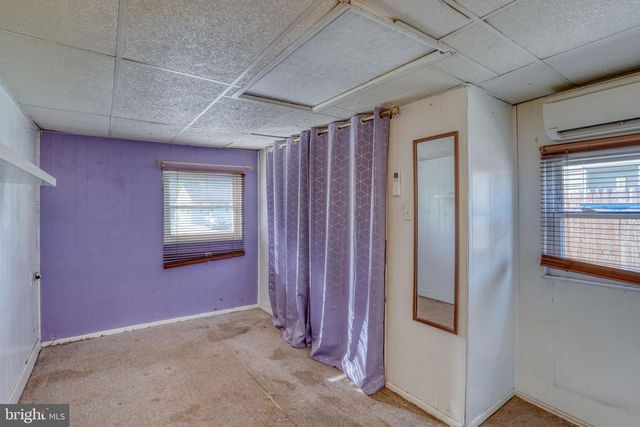 121 FLINTLOCK RD, Newark, DE 19713
