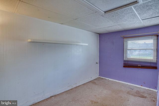 121 FLINTLOCK RD, Newark, DE 19713