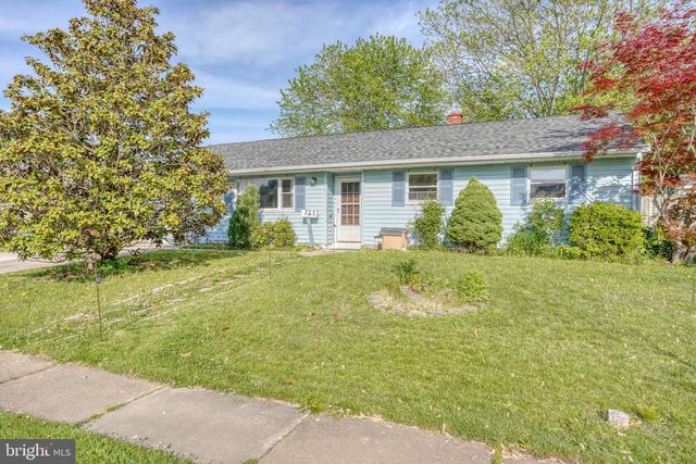 121 FLINTLOCK RD, Newark, DE 19713