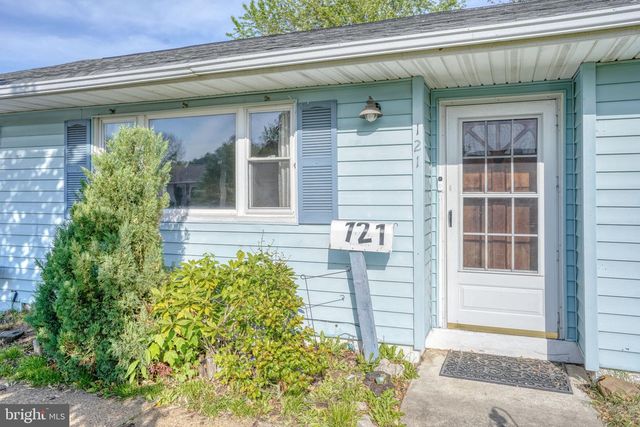 121 FLINTLOCK RD, Newark, DE 19713