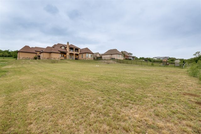 3236 Koscher Drive, Grand Prairie, TX 75104