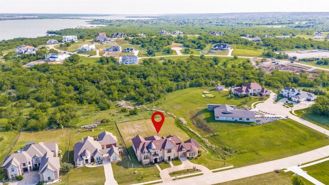 3236 Koscher Drive, Grand Prairie, TX 75104