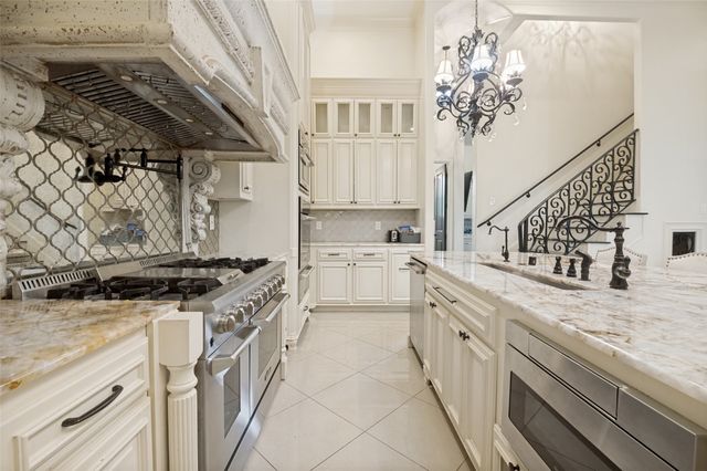 3236 Koscher Drive, Grand Prairie, TX 75104