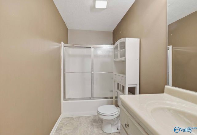 411 Garden Gate Circle, Crossville, AL 35962