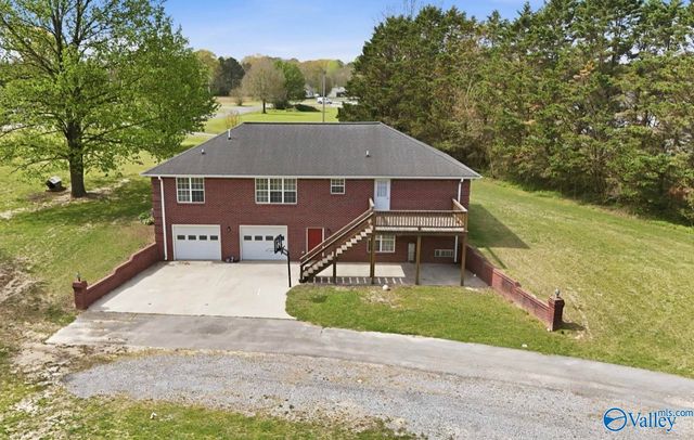 411 Garden Gate Circle, Crossville, AL 35962