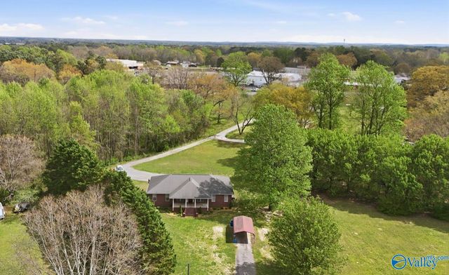 411 Garden Gate Circle, Crossville, AL 35962