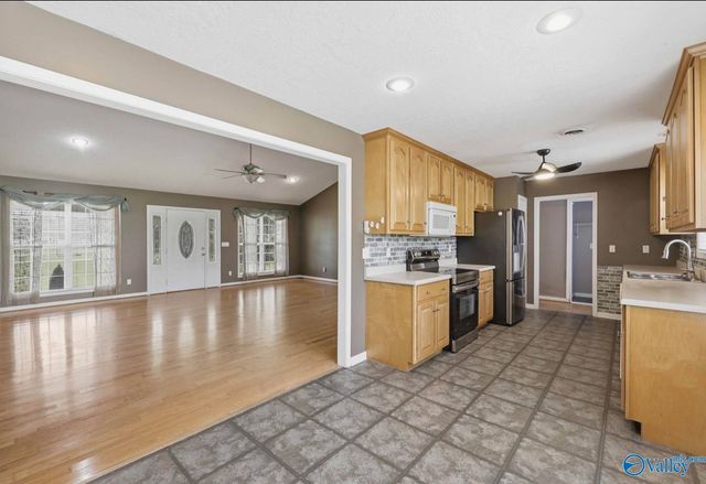 411 Garden Gate Circle, Crossville, AL 35962