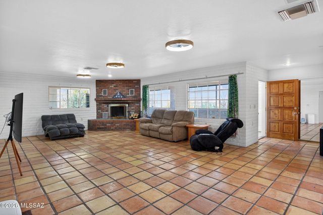 6845 W Pinto Road, Sahuarita, AZ 85629