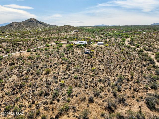 6845 W Pinto Road, Sahuarita, AZ 85629