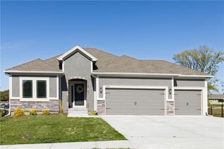 3648 NE 91st Terrace, Kansas City, MO 64155