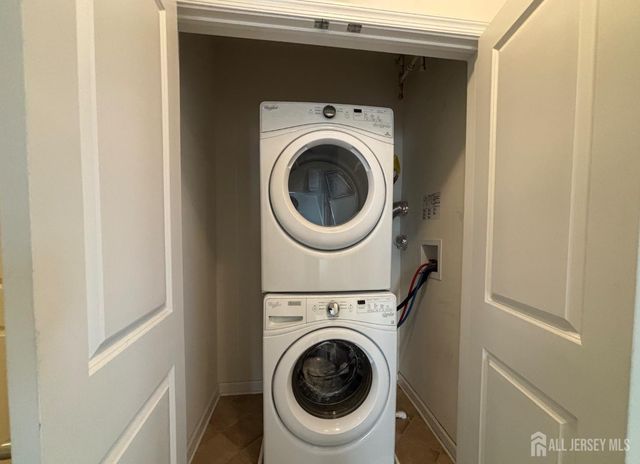 542 E Celebration E Way, South Plainfield, NJ 07080