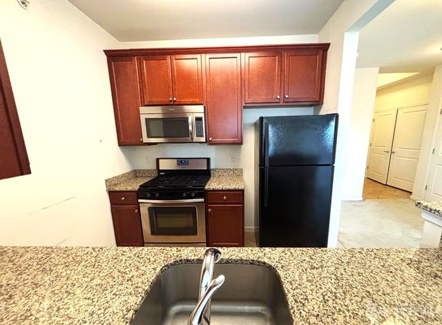 542 E Celebration E Way, South Plainfield, NJ 07080