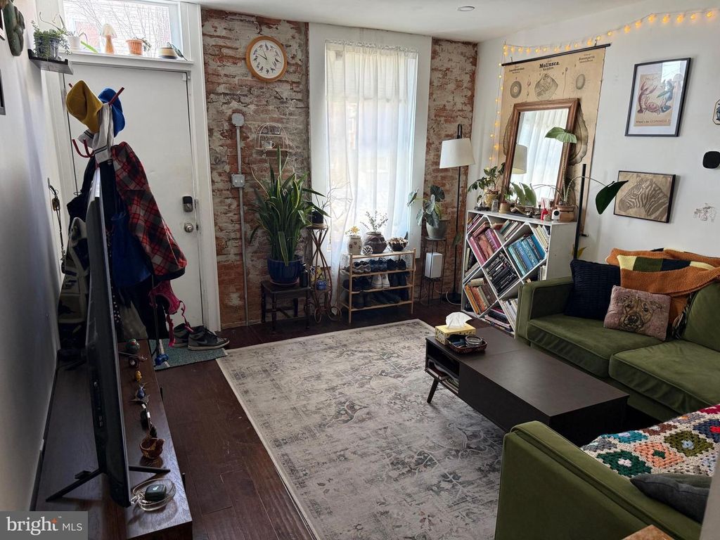 2165 E DAUPHIN ST, Philadelphia, PA 19125