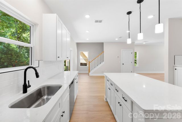 2100 Congress Court, Kannapolis, NC 28083