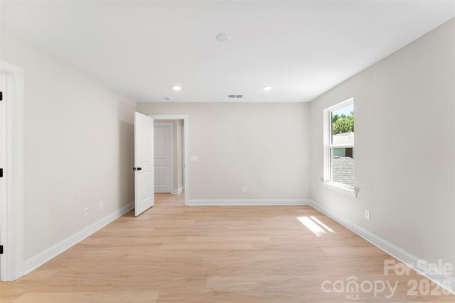 2100 Congress Court, Kannapolis, NC 28083