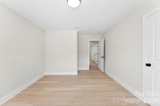 2100 Congress Court, Kannapolis, NC 28083