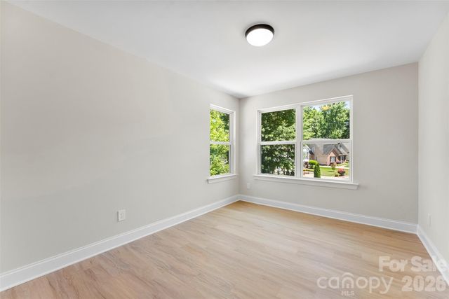 2100 Congress Court, Kannapolis, NC 28083