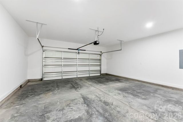 2100 Congress Court, Kannapolis, NC 28083