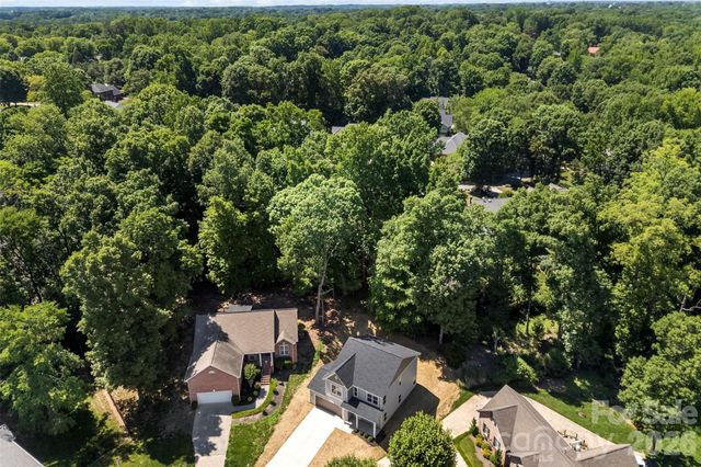 2100 Congress Court, Kannapolis, NC 28083