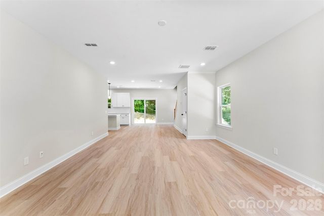 2100 Congress Court, Kannapolis, NC 28083