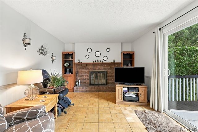 14 Coleen Court, West Seneca, NY 14224