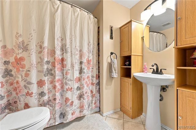 14 Coleen Court, West Seneca, NY 14224