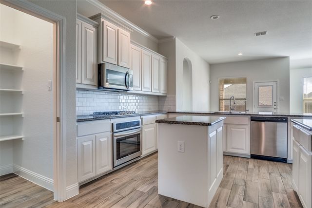 14829 Complacent Way, Aledo, TX 76008