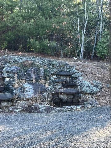 770 Dream Weaver Drive, Penrose, NC 28766