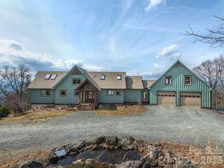 770 Dream Weaver Drive, Penrose, NC 28766