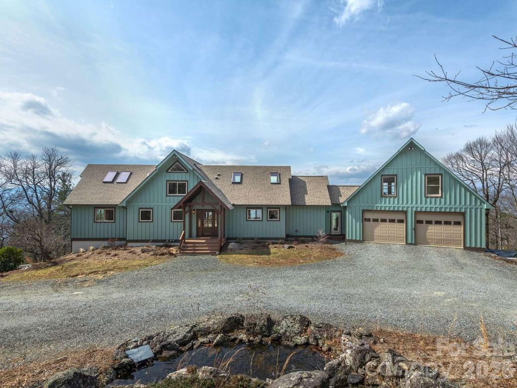 770 Dream Weaver Drive, Penrose, NC 28766