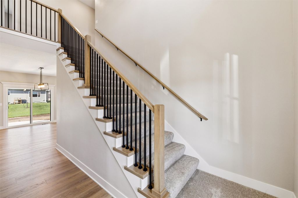 4648 177th Street, Urbandale, IA 50323