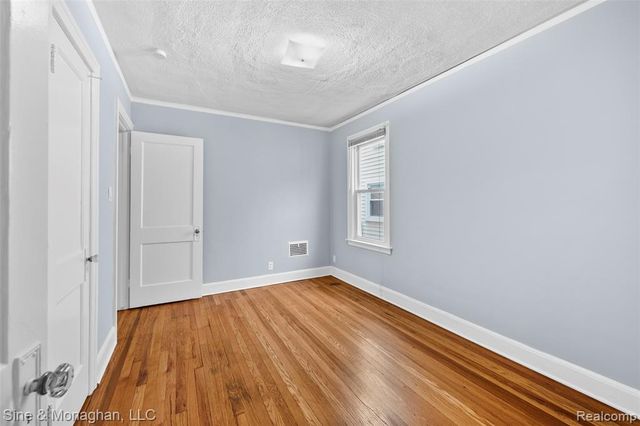 541 Jewell Street, Ferndale, MI 48220