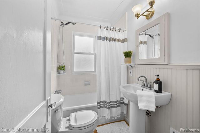 541 Jewell Street, Ferndale, MI 48220